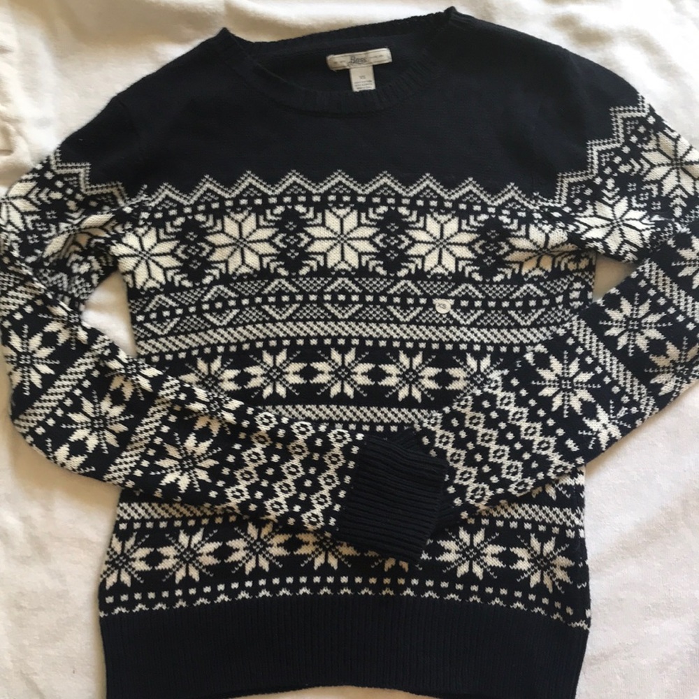 Make your outfit pop with a great winter look